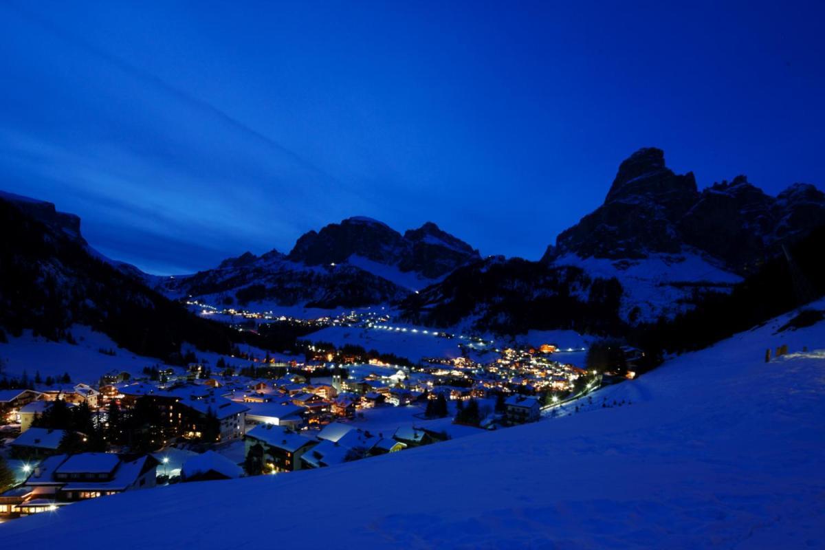 Refugium Laflu Apartments Corvara in Badia Kültér fotó