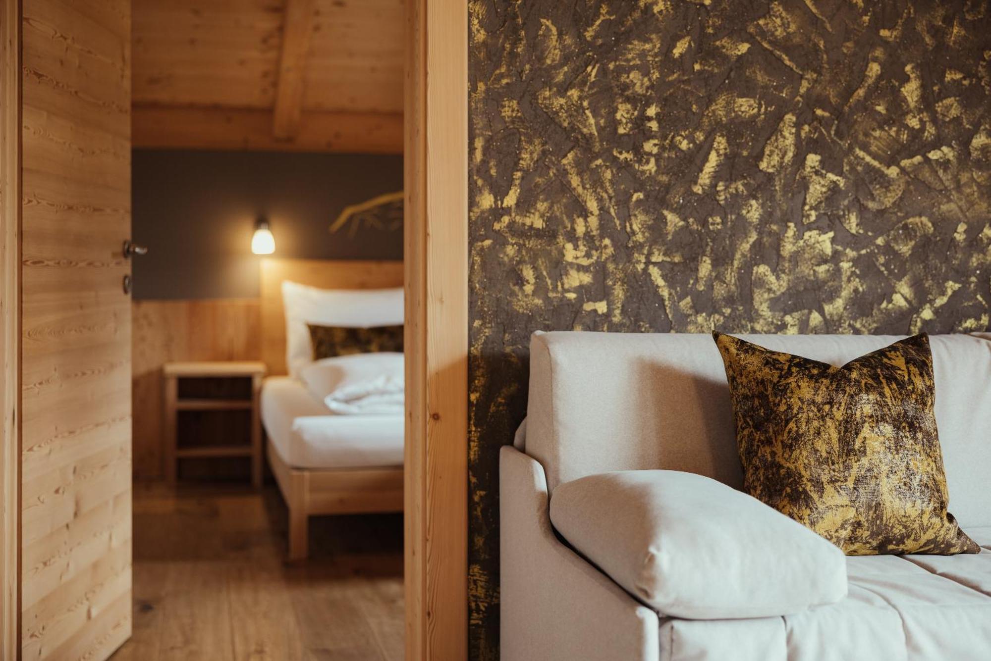 Refugium Laflu Apartments Corvara in Badia Kültér fotó